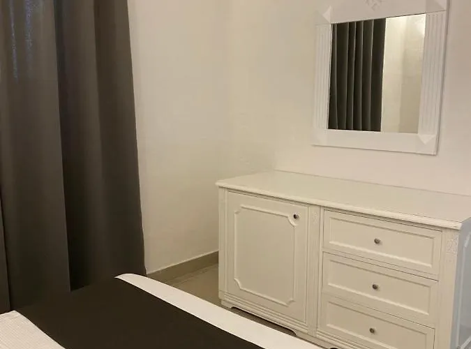 Casa Porta Smeralda דירה אולביה